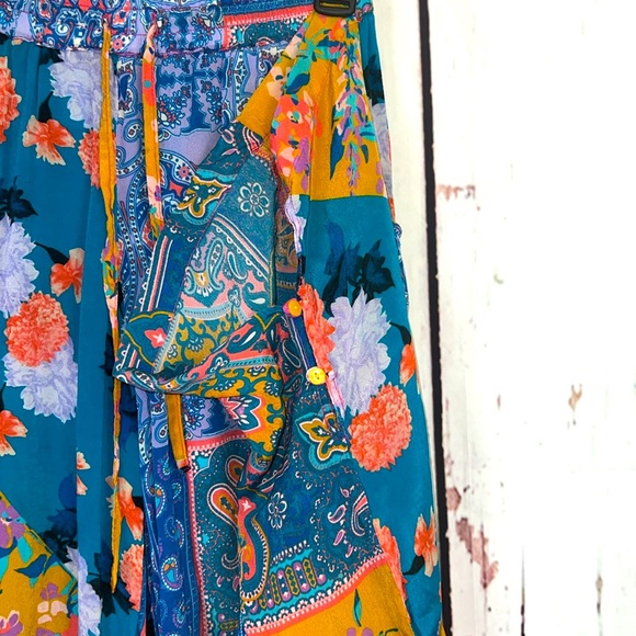 Tolani Fonda Patch Pants - Picture 4 of 7